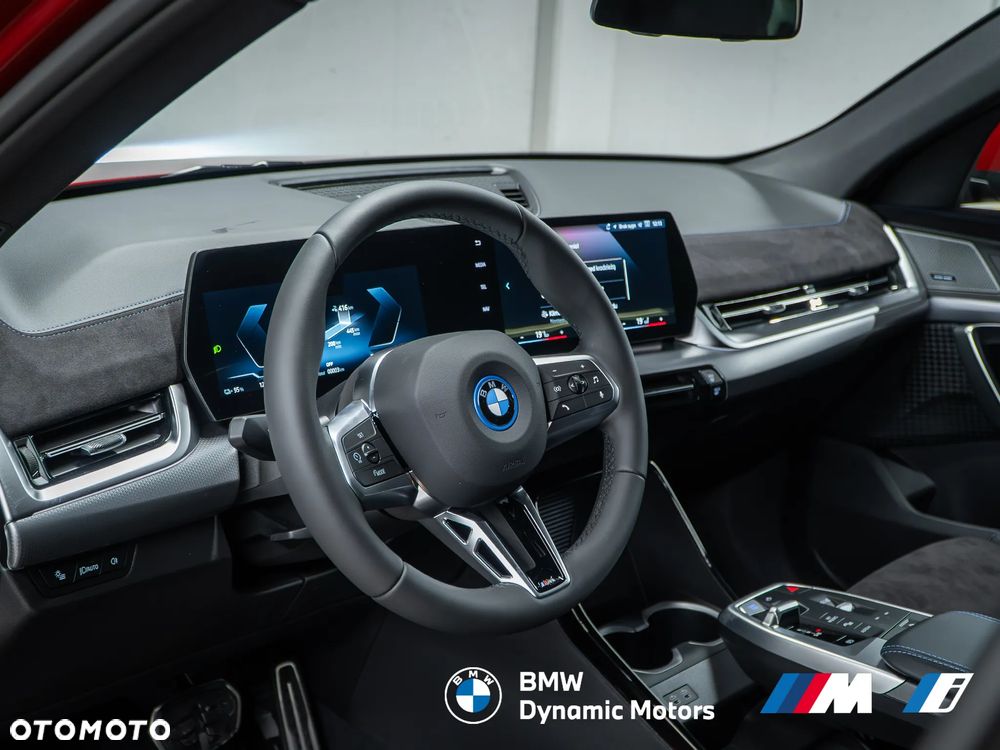 BMW iX2 eDrive20 - 17
