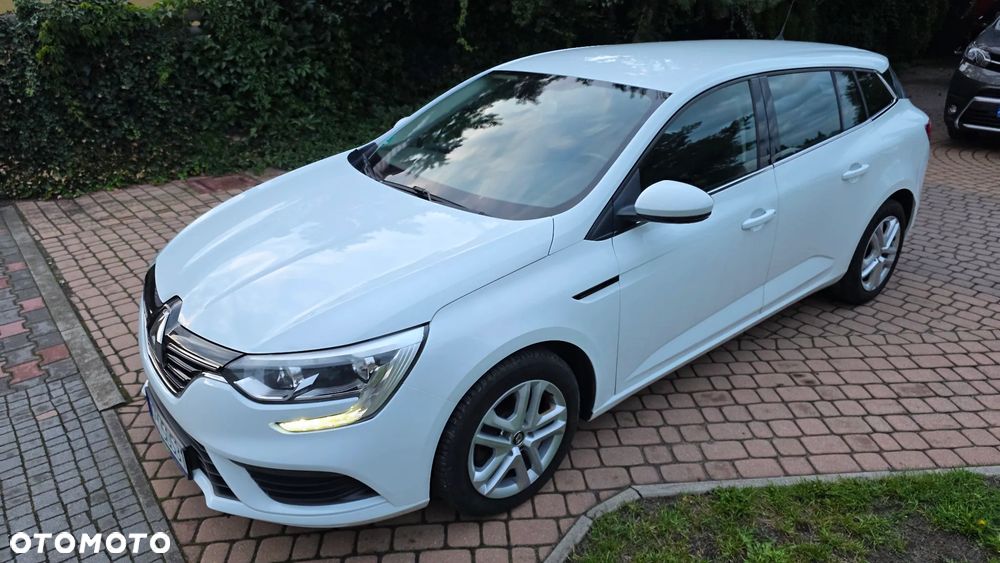 Renault Megane ENERGY TCe 100 PLAY - 10