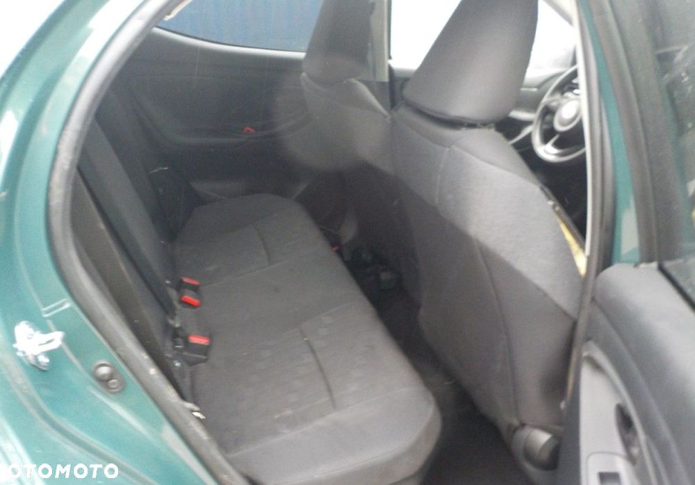 Toyota Yaris - 17