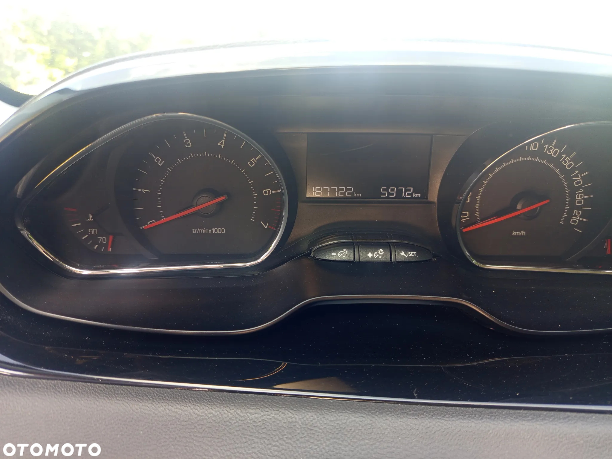 Peugeot 208 1.4 VTi Active - 13