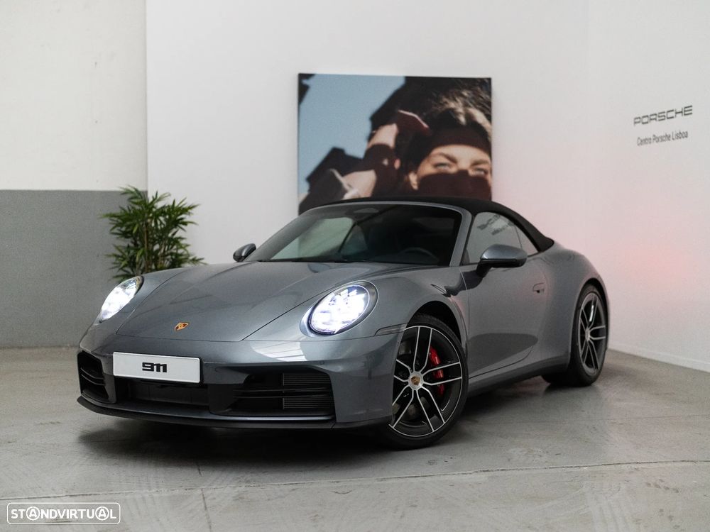 Porsche 911 (992)