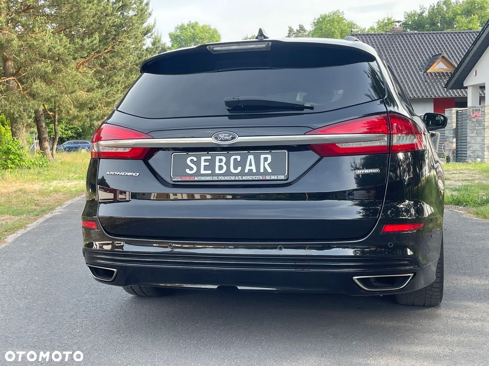 Ford Mondeo - 35