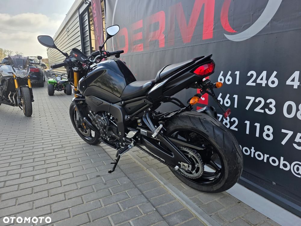 Yamaha FZ8 - 17
