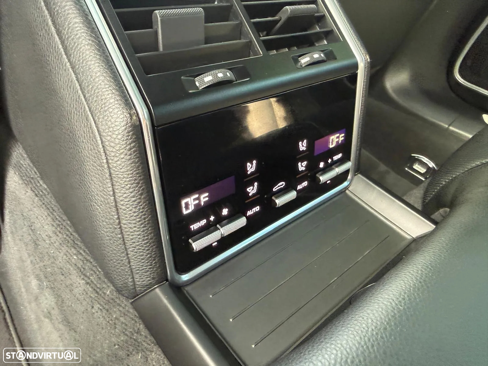 Porsche Panamera Sport Turismo 4 E-Hybrid - 26