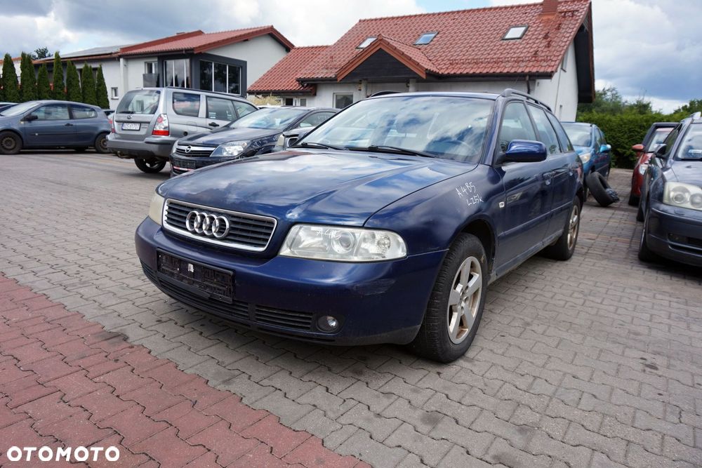 AUDI A4 B5 KOMBI 2001 LZ5K 1.8T AWT 149KM GRANATOWY na części - 1