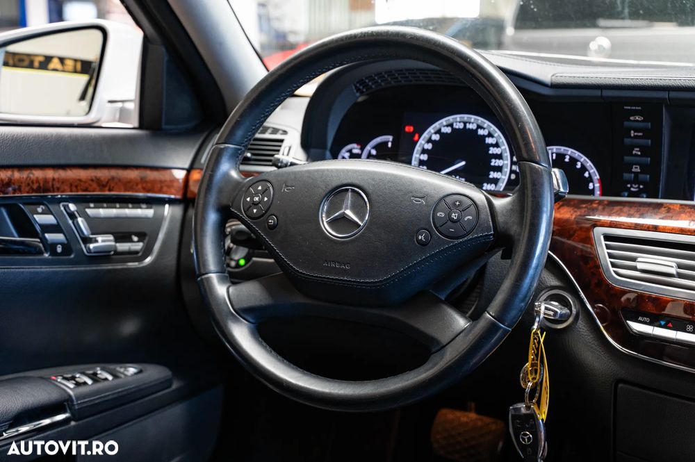 Mercedes-Benz S 350 BlueTEC DPF 7G-TRONIC - 13