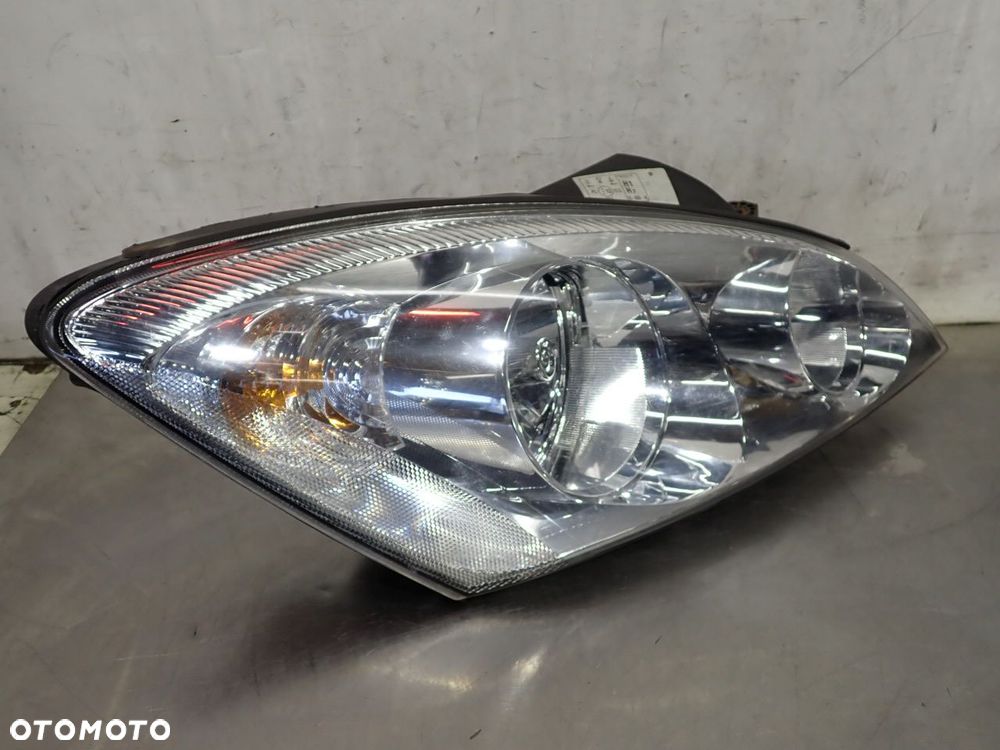 LAMPA PRAWA PRZEDNIA KIA CEED 20-B855 - 2