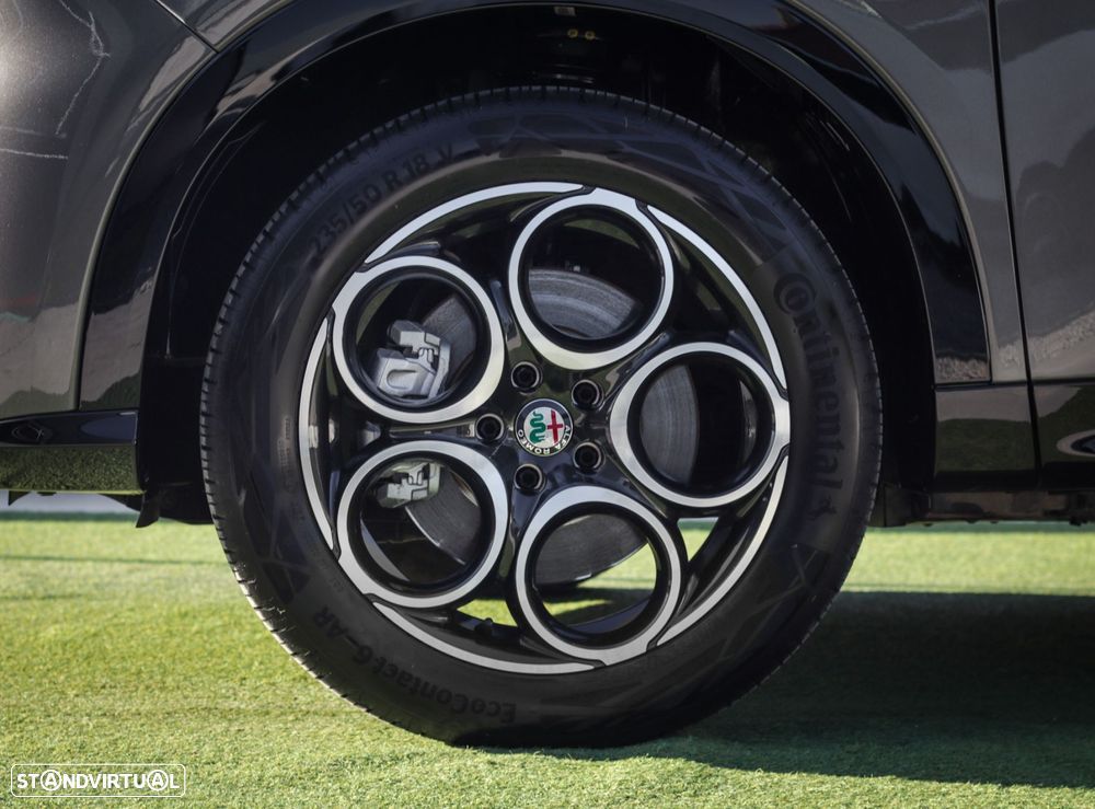 Alfa Romeo Tonale 1.3 Plug-In Hybrid Tributo Italiano e-AWD Com Wallbox - 16