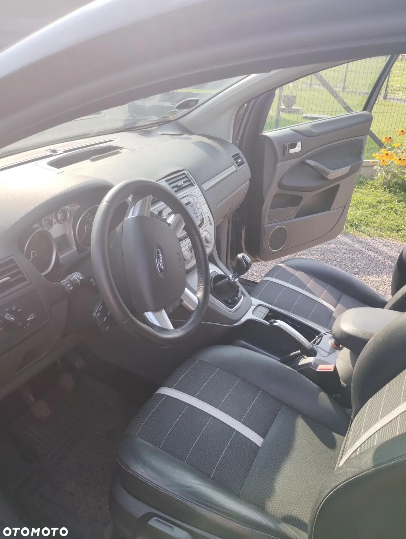 Ford Kuga 2.0 TDCi 4x4 Titanium - 3