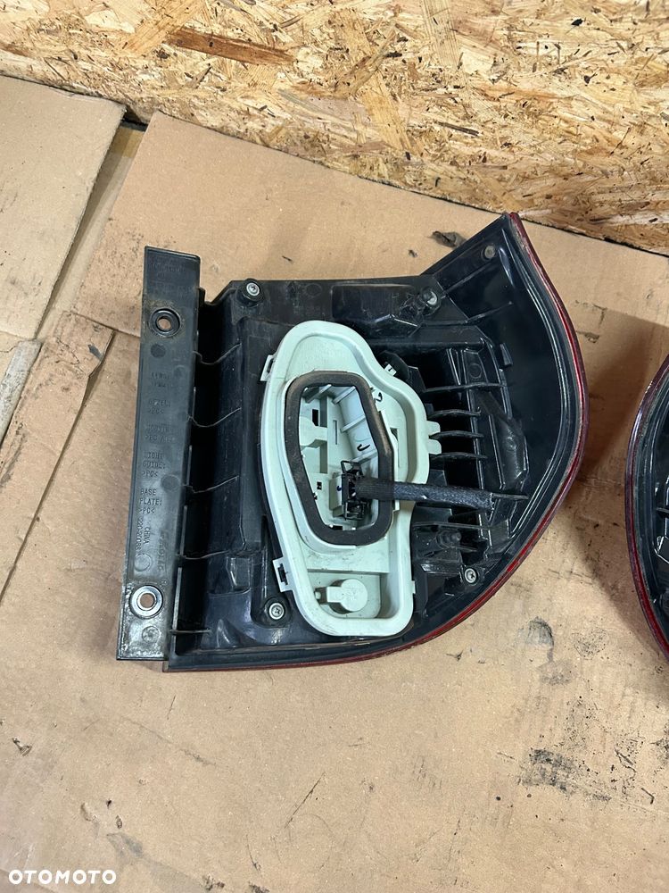 Skoda Yeti I lift lampa lewy tył prawy tył 5LD945095 5LD945096 Yeti II 2013-2016 - 8