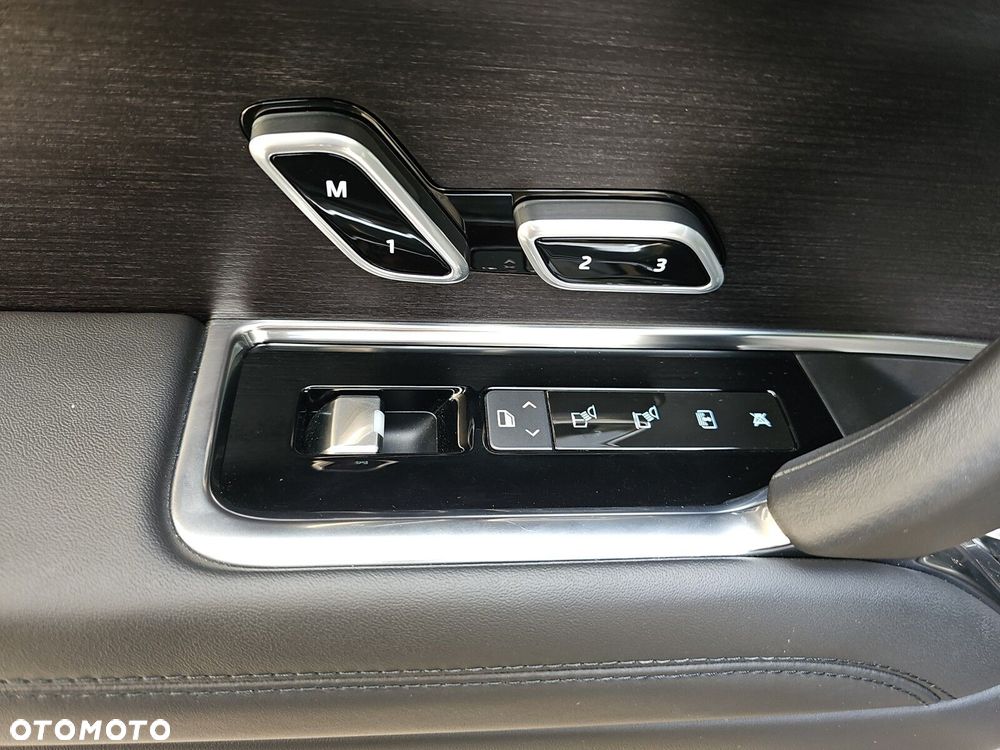 Land Rover Range Rover - 31