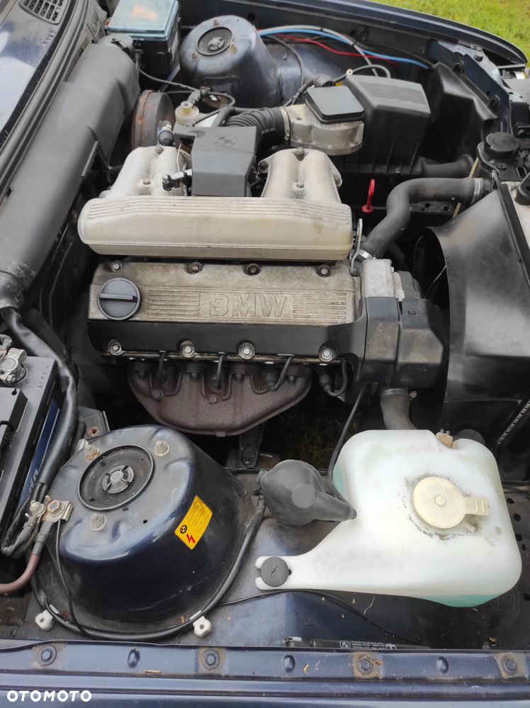 BMW Seria 3 316i - 17