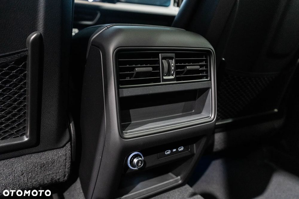 Porsche Cayenne E-Hybrid PHEV - 27