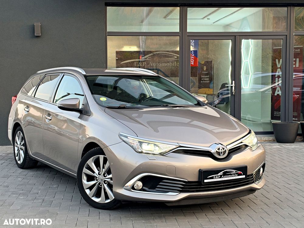 Toyota Auris 1.6 D-4D Executive - 4