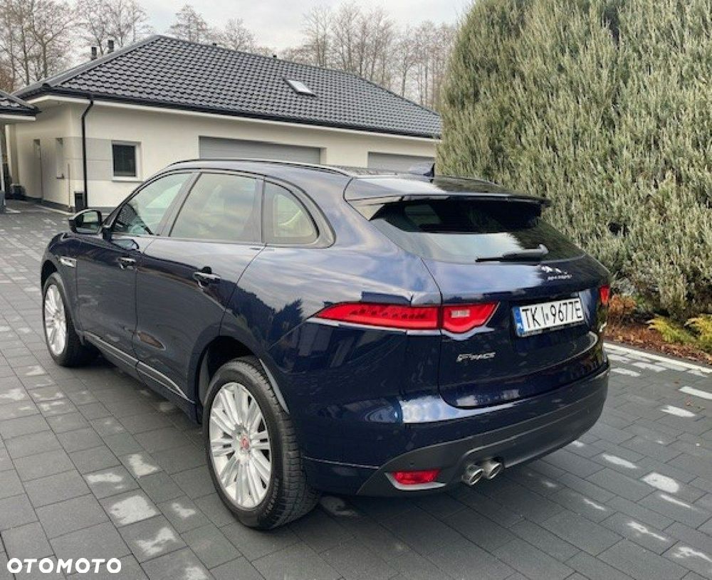 Jaguar F-Pace - 18