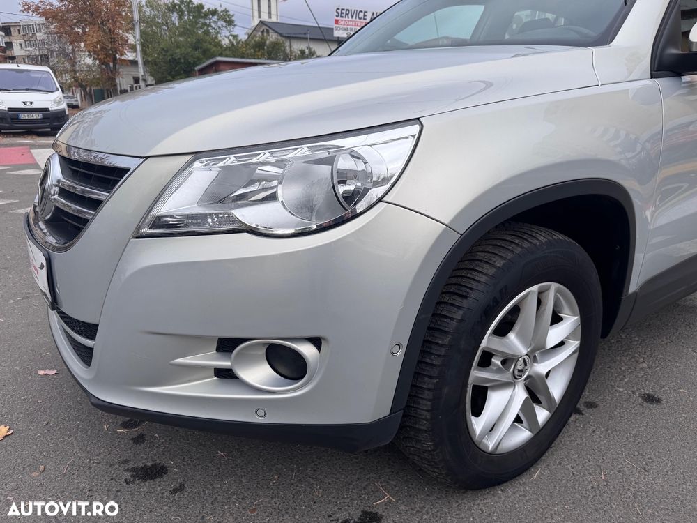 Volkswagen Tiguan - 16