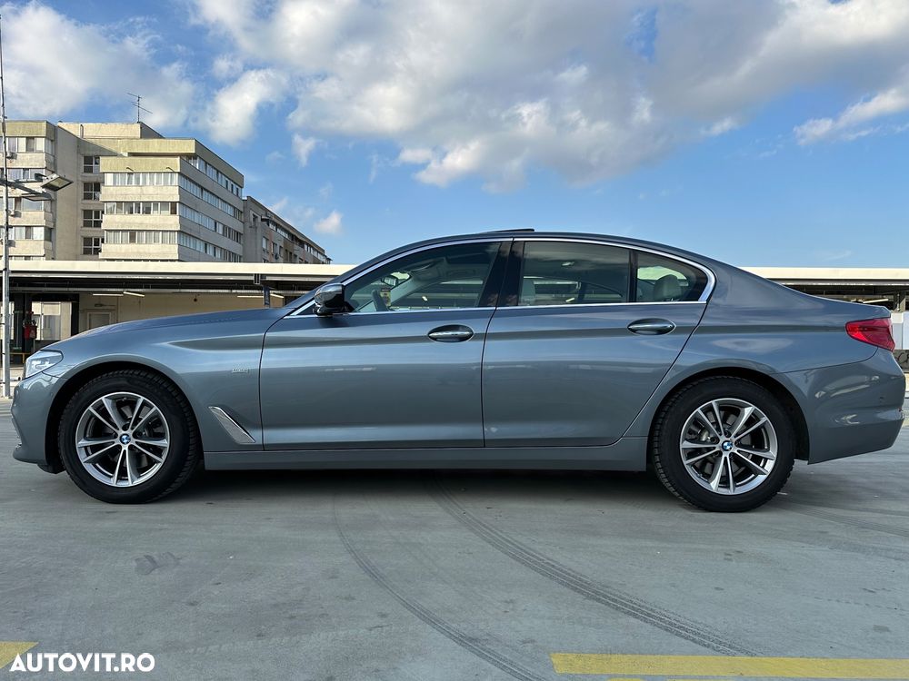 BMW Seria 5 520d xDrive Touring Aut. Luxury Line - 17