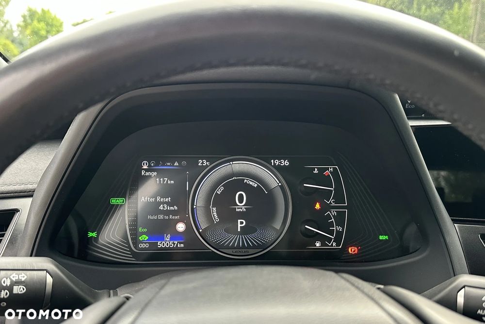 Lexus UX 250h GPF Business 2WD - 15