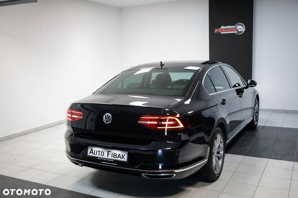 Volkswagen Passat - 7