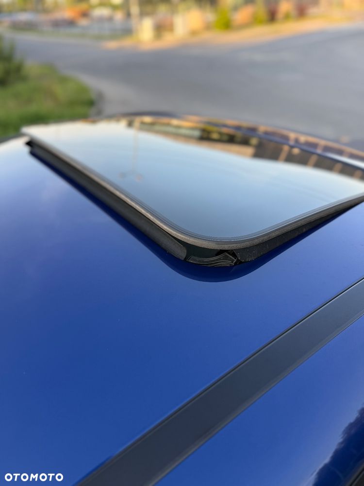 Mercedes-Benz GLC 200 4Matic 9G-TRONIC AMG Line - 9