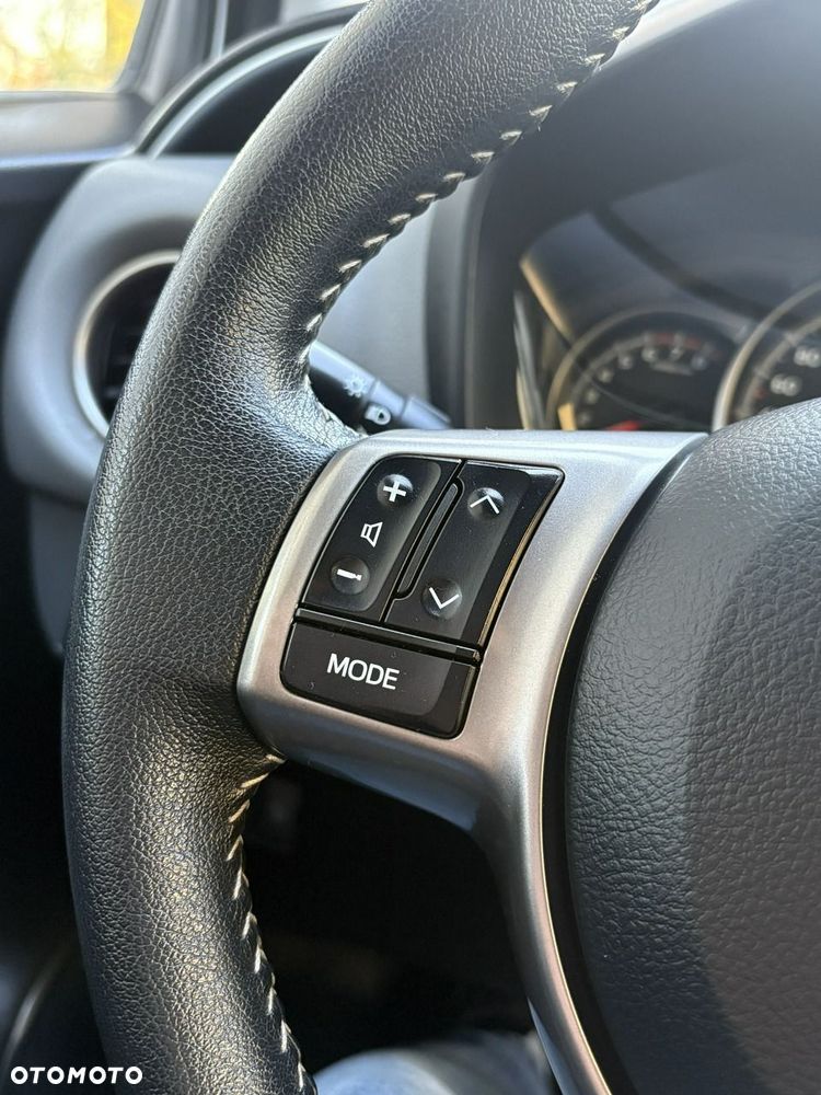 Toyota Yaris - 20