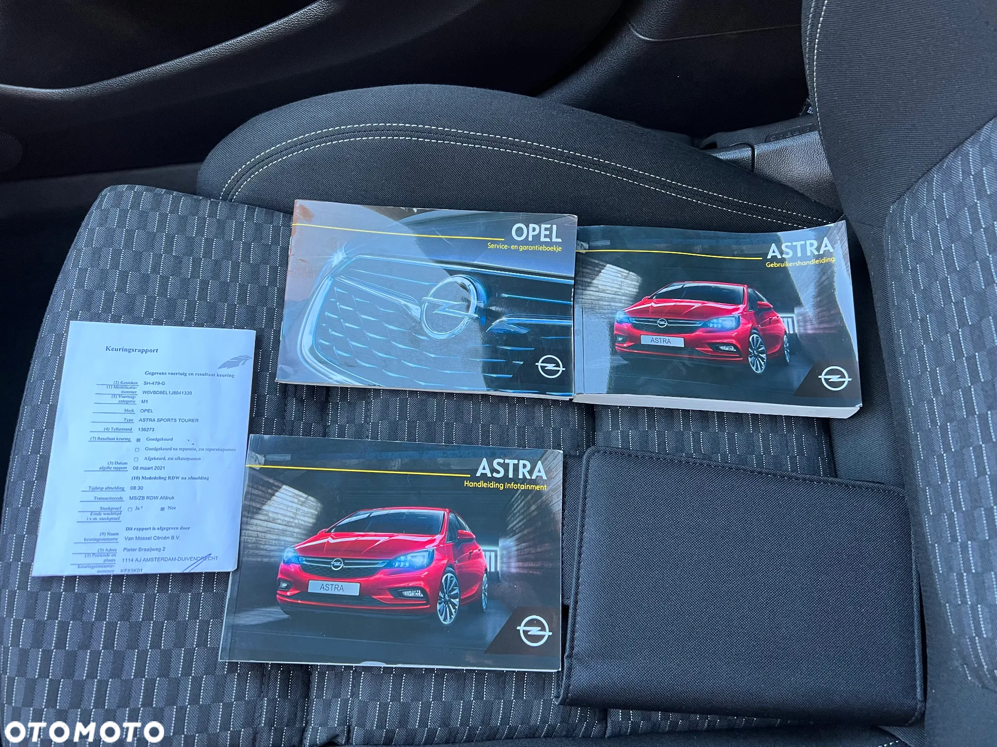 Opel Astra 1.6 CDTI Sports Tourer Active - 33