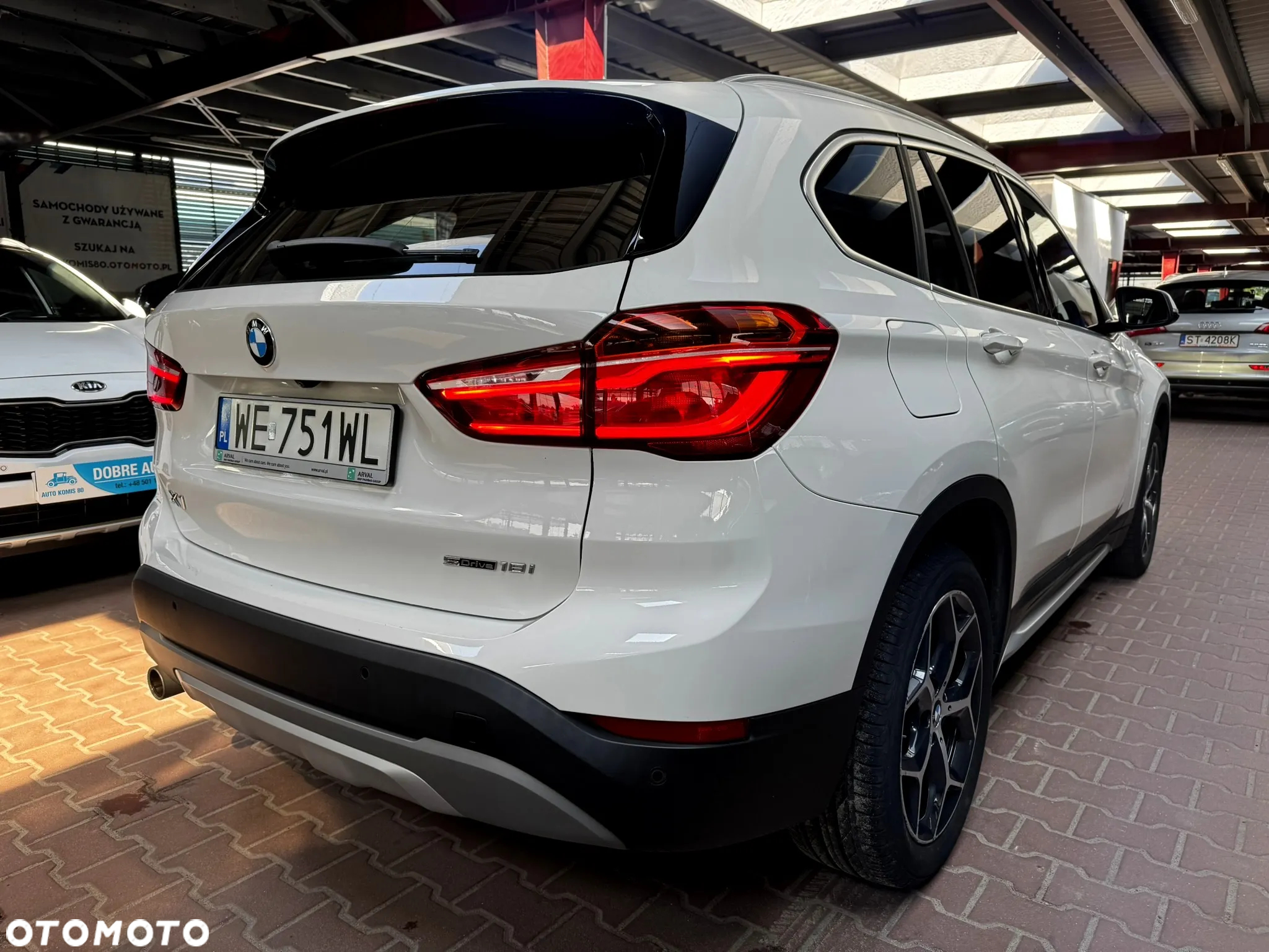 BMW X1 sDrive18i GPF xLine - 10