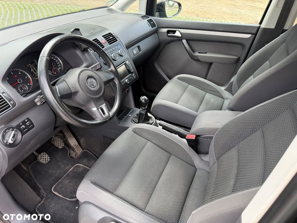 Volkswagen Touran 1.6 TDI DPF BlueMot Comfortline - 15