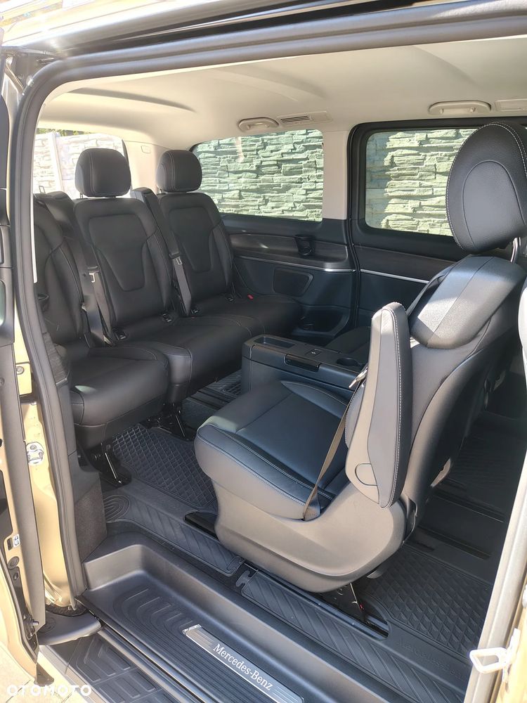 Mercedes-Benz Klasa V 220 d 4-Matic Avantgarde 9G-Tronic (d³ugi) - 9