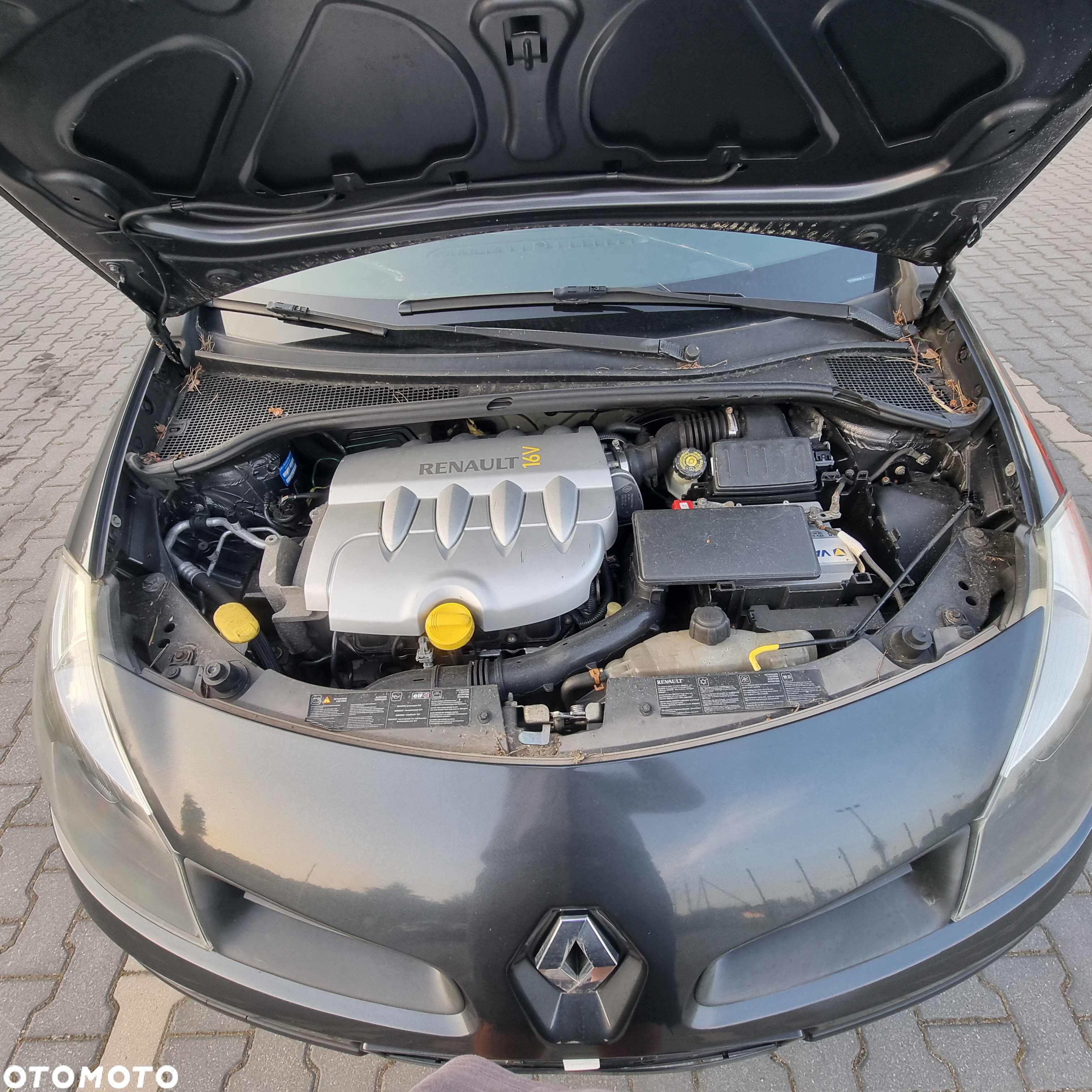Renault Clio 1.6 16V Privilege - 13