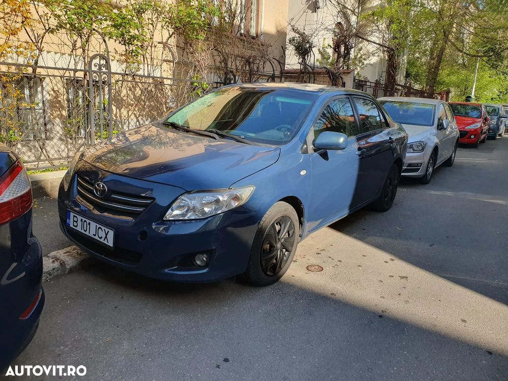 Toyota Corolla 1.6 Sdn. Sol - 1