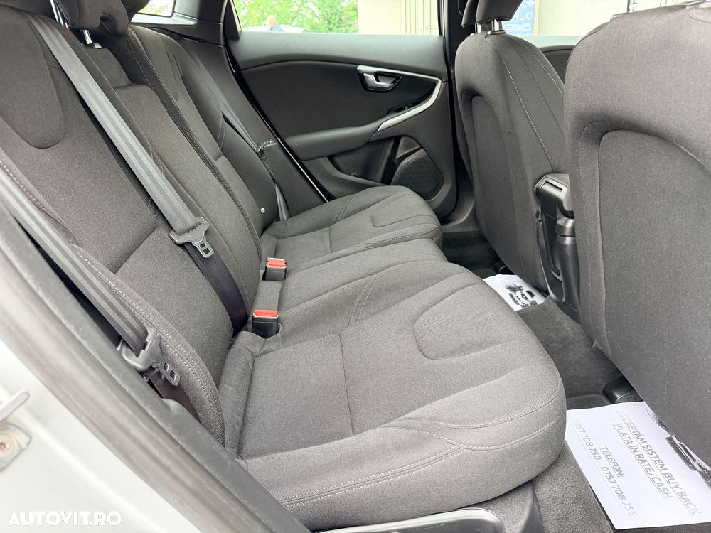 Volvo V40 D2 DRIVe Momentum - 7