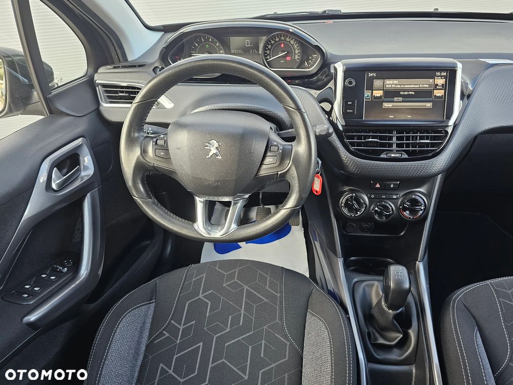 Peugeot 2008 PureTech 82 Style - 32