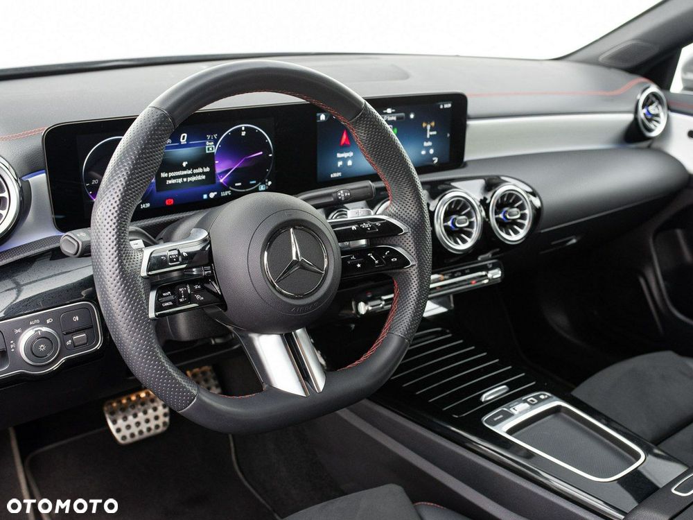 Mercedes-Benz CLA - 7