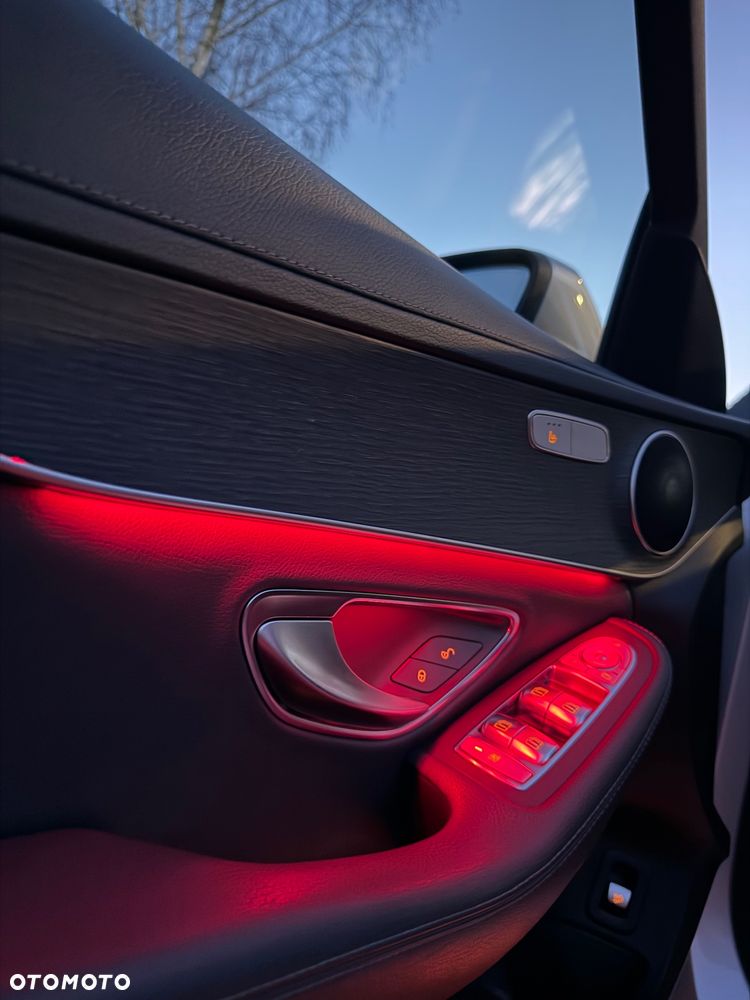 Mercedes-Benz Klasa C 300 d 9G-TRONIC Avantgarde - 40