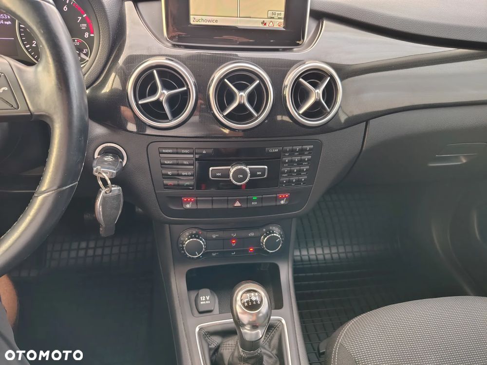 Mercedes-Benz Klasa B 180 BlueEFFICIENCY Edition Style - 19