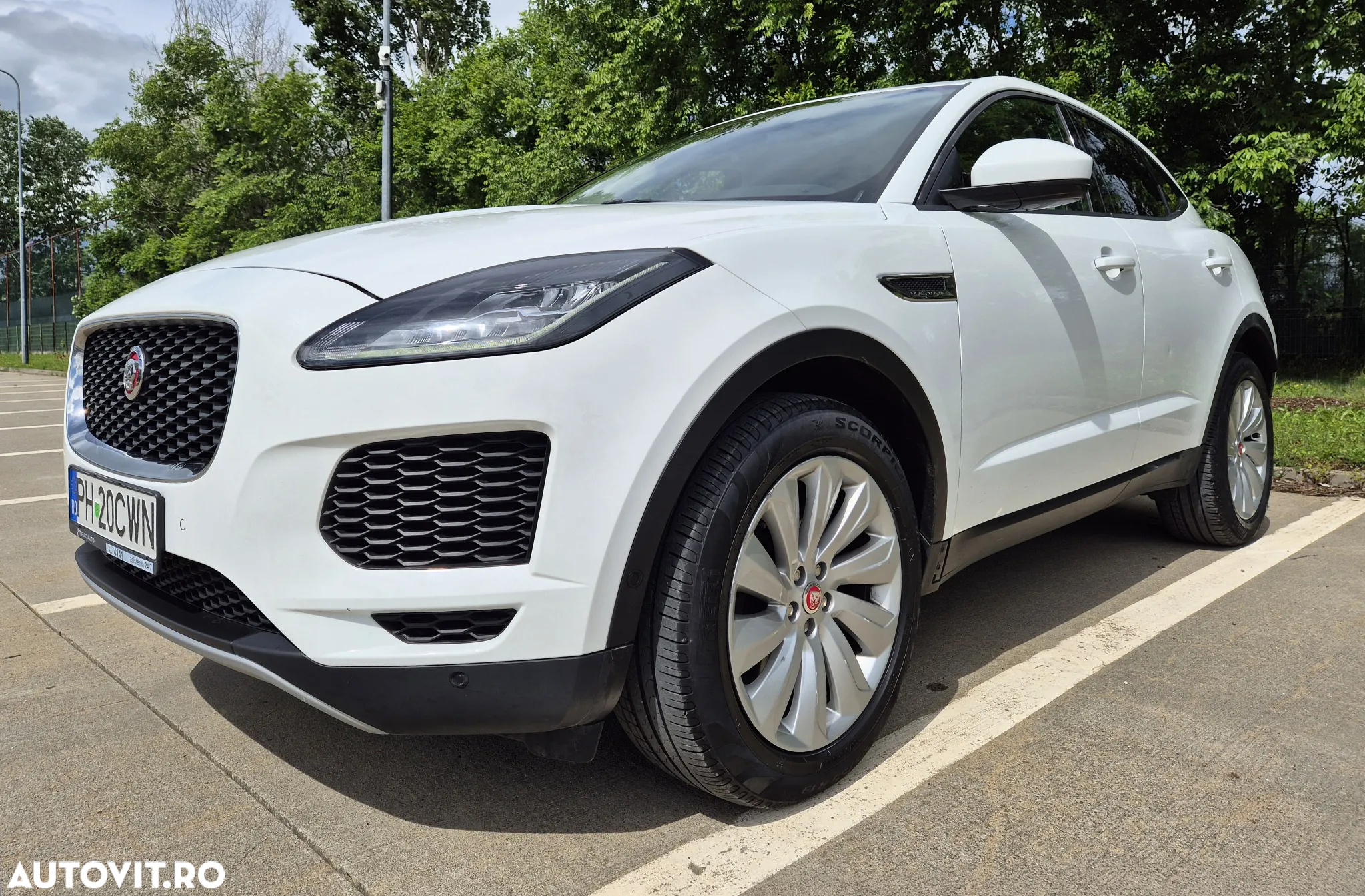 Jaguar E-Pace D150 AWD SE - 2