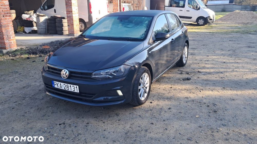Volkswagen Polo - 2