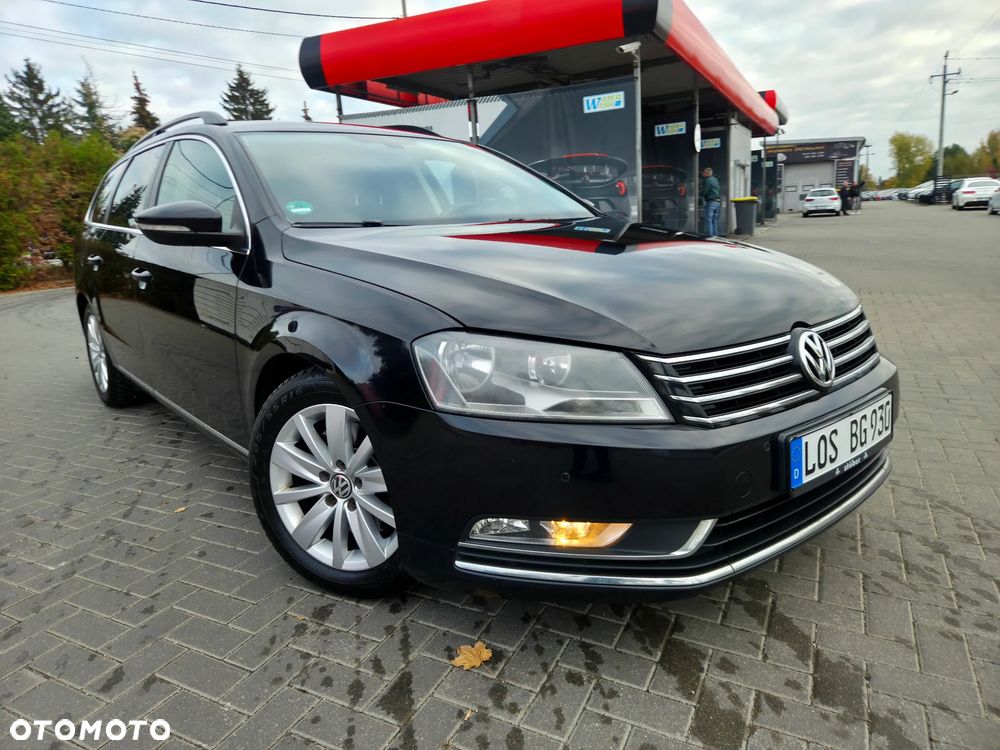 Volkswagen Passat Variant 2.0 Blue TDI SCR Comfortline - 19