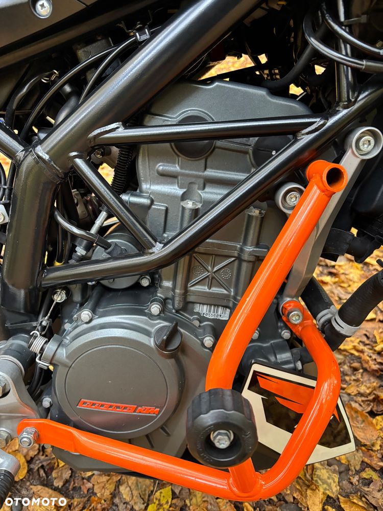 KTM Duke 125 - 8