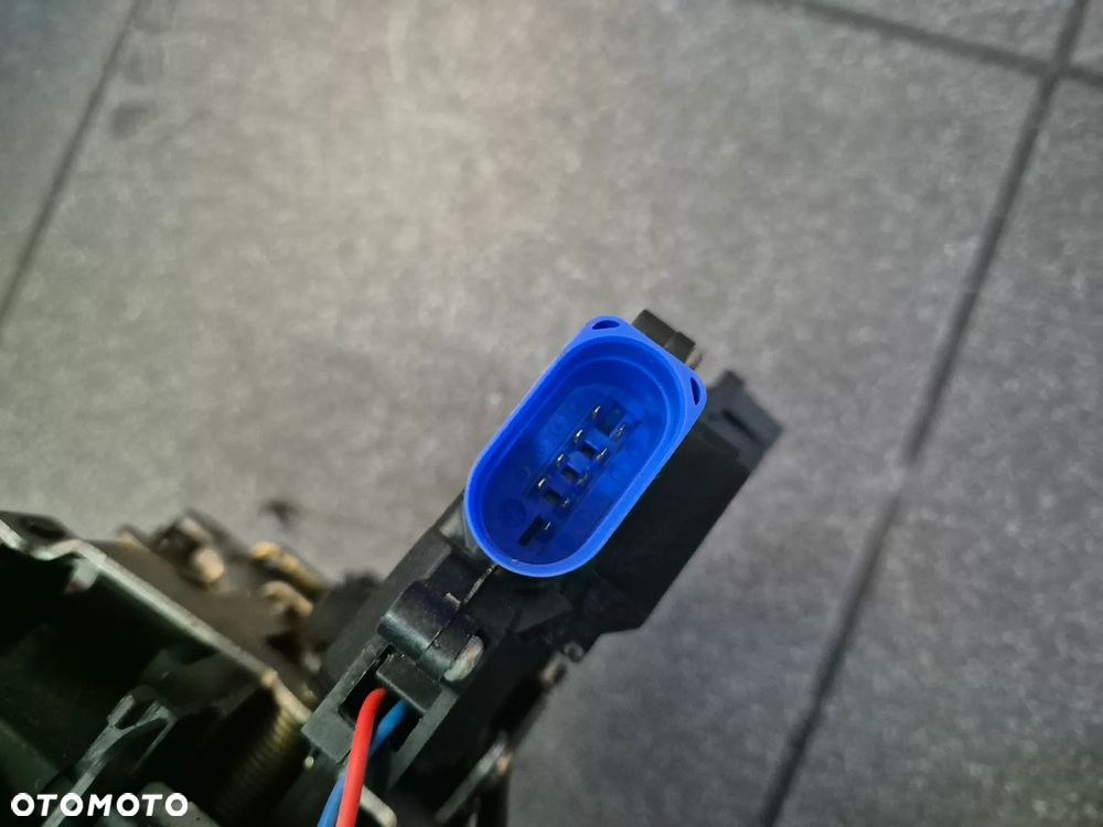 ZAMEK DRZWI PRZEDNI PRAWY PASAŻERA 3D1837016 VW GOLF 5 TOURAN TOUAREG AUDI SEAT SKODA OCTAVIA 2 WYSYŁKA !!! - 4