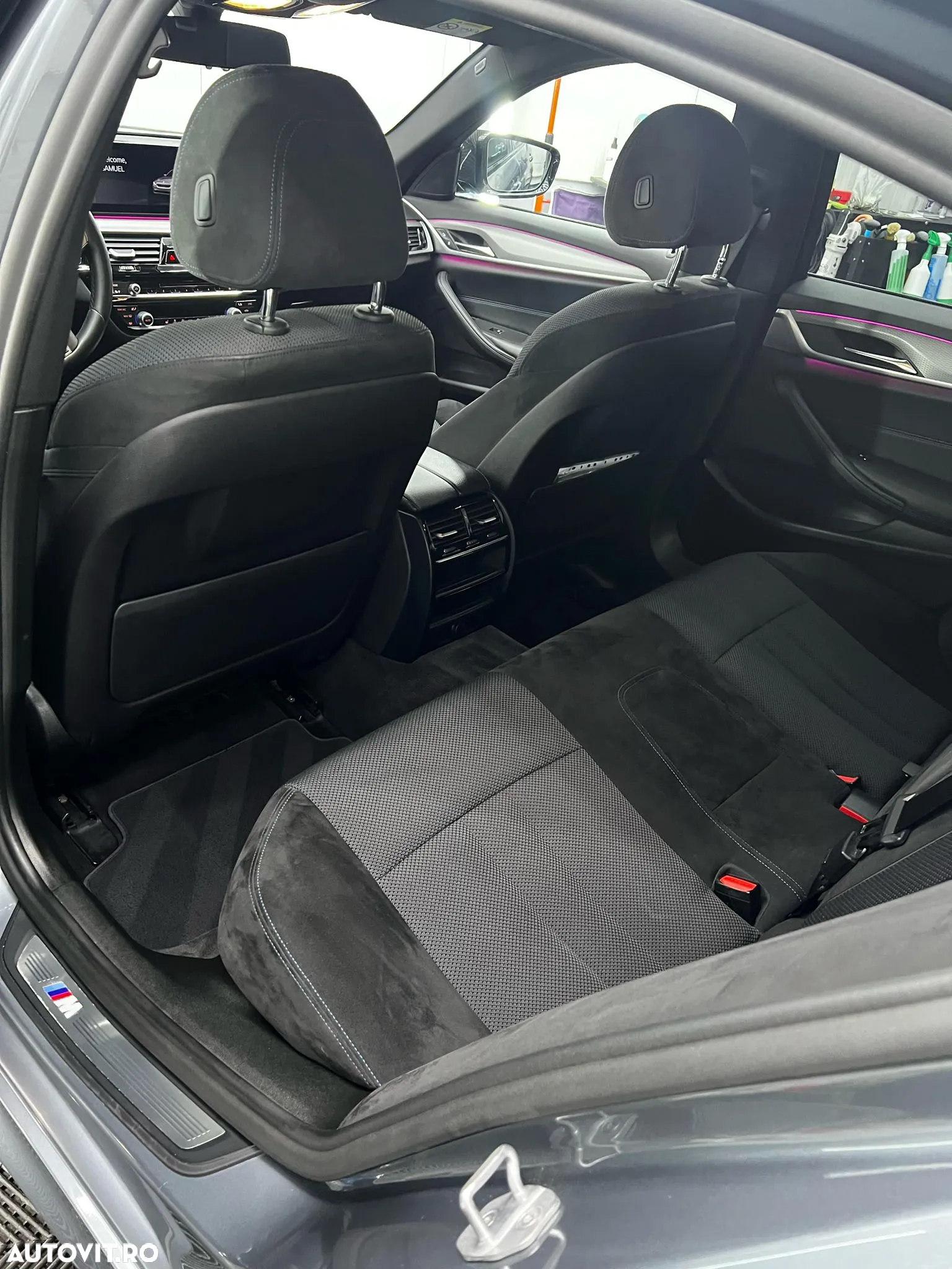 BMW Seria 5 520d xDrive AT - 13