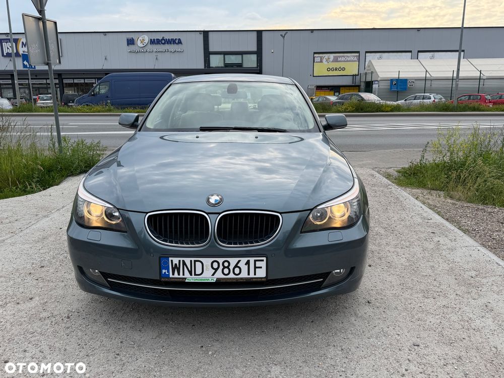 BMW Seria 5 520i Edition Exclusive - 3