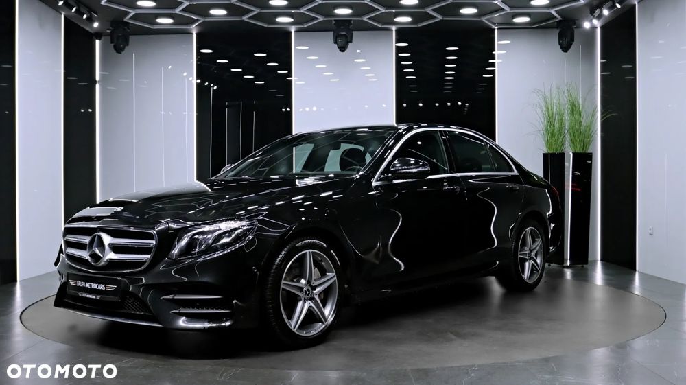 Mercedes-Benz Klasa E 220 d 4-Matic AMG - 2