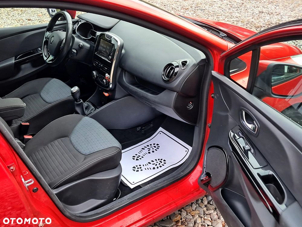 Renault Clio (Energy) dCi 90 Bose Edition - 17