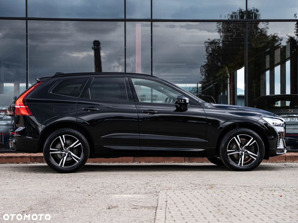 Volvo XC 60 B4 D Plus Dark - 15