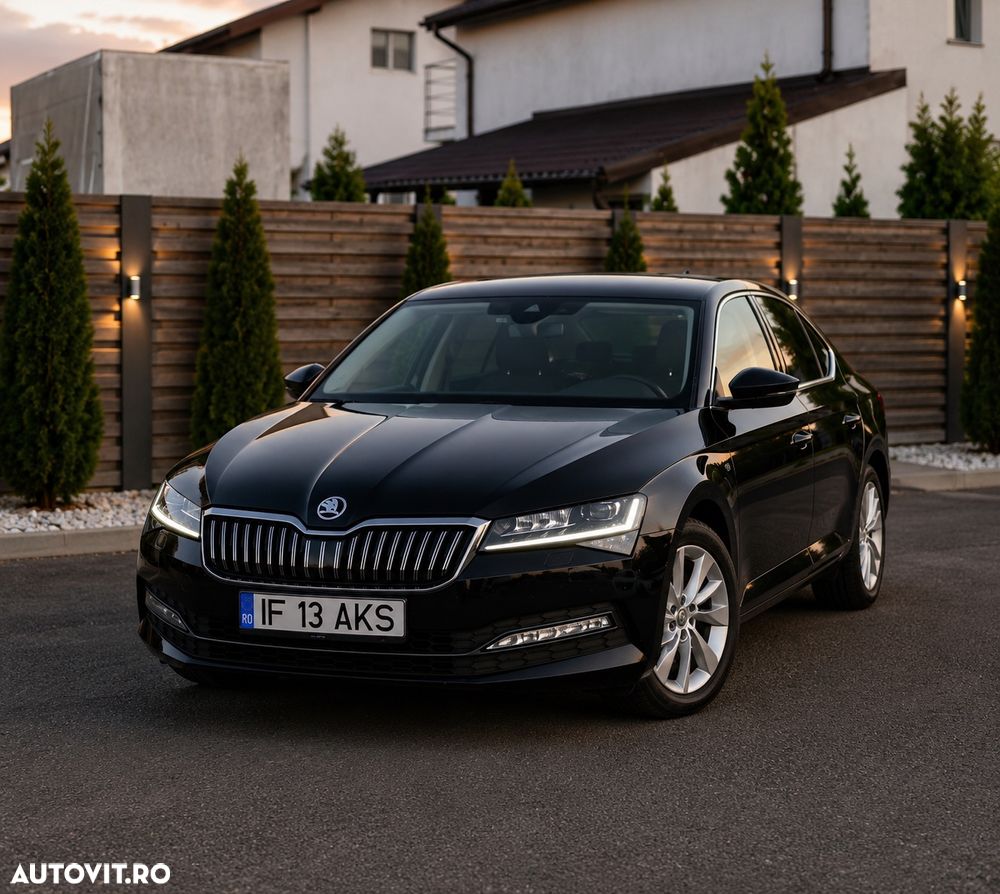 Skoda Superb 2.0 TDI DSG Ambition - 1