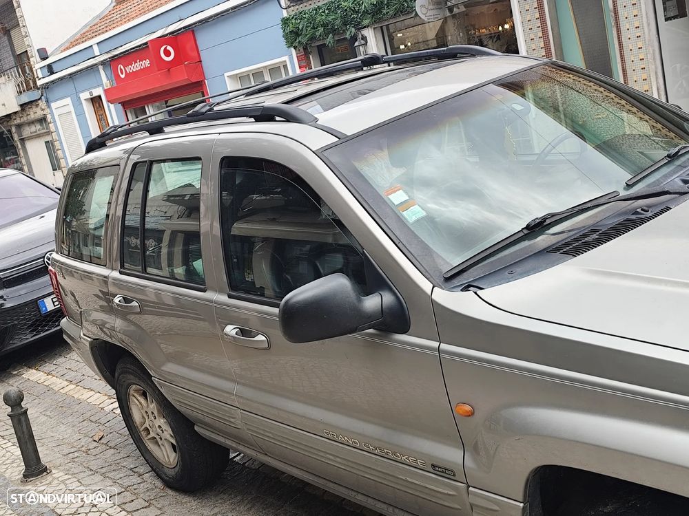 Jeep Grand Cherokee - 10
