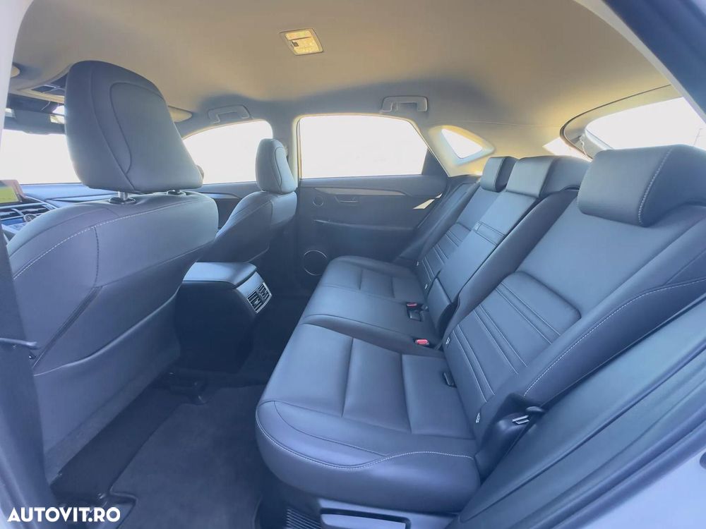 Lexus Seria NX 300h AWD Executive Plus - 17