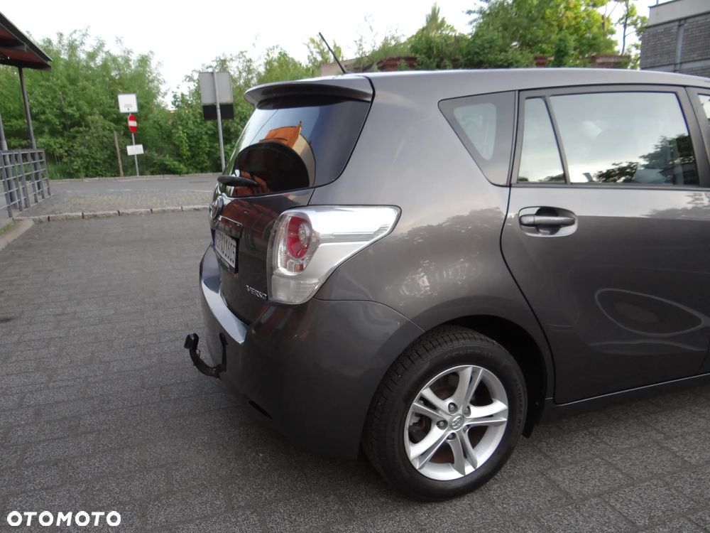 Toyota Verso 1.8 7-Sitzer Comfort - 16